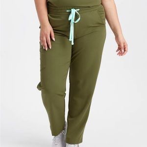 Grade Malade straight leg scrub pants in Khaki